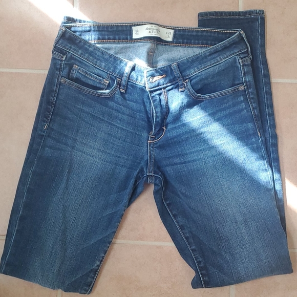 A&F Women's Jeans - Picture 1 of 3